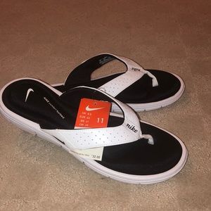 nike sandals